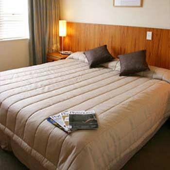 The Poplars Apartment Hotel 크라이스트처치 외부 사진